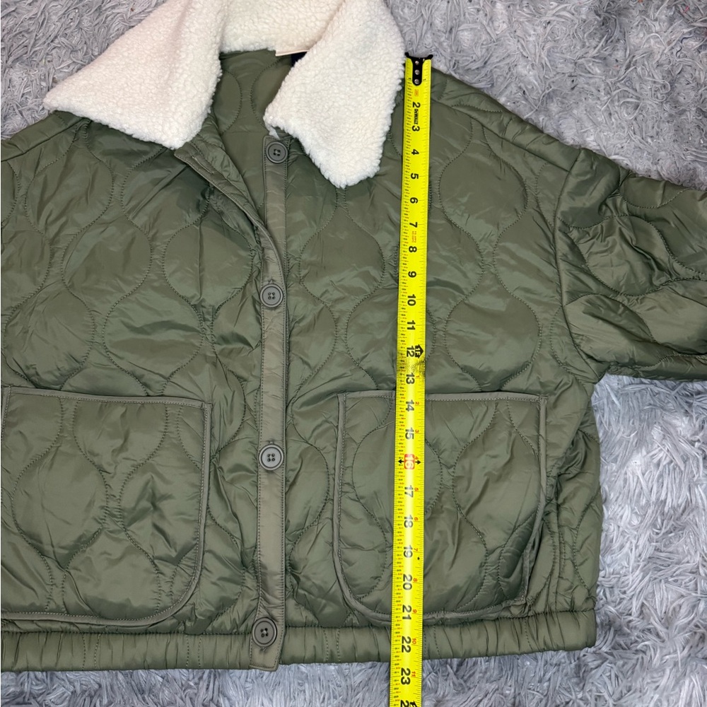 Universal Thread Women’s Quilted Jacket - Olive G… - image 9